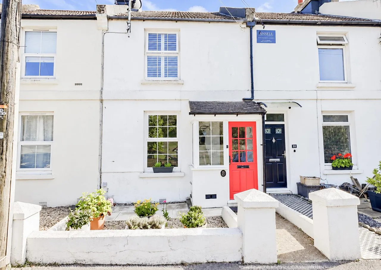 2 bed house for sale, Little Common Road, Bexhill-On-Sea, TN39