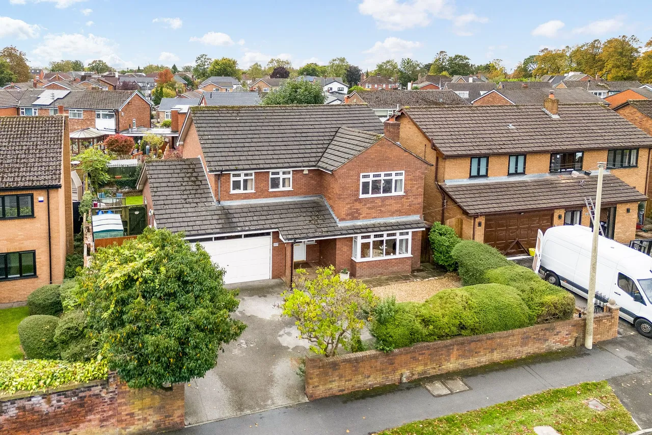 4 bed house for sale — Lunts Heath Road, Widnes, Widnes, WA8 5BB