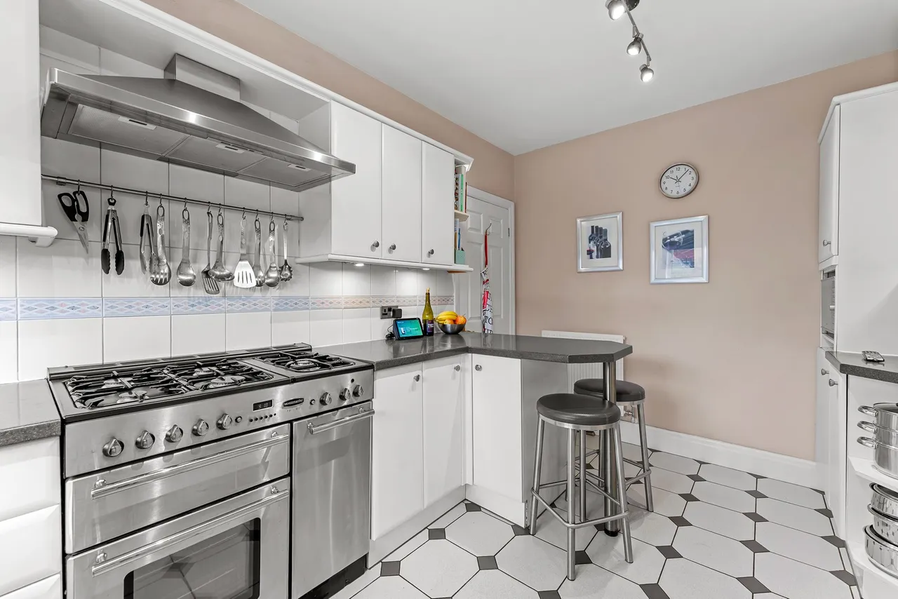 Lunts Heath Road, Widnes, Widnes, WA8 5BB, photo 12