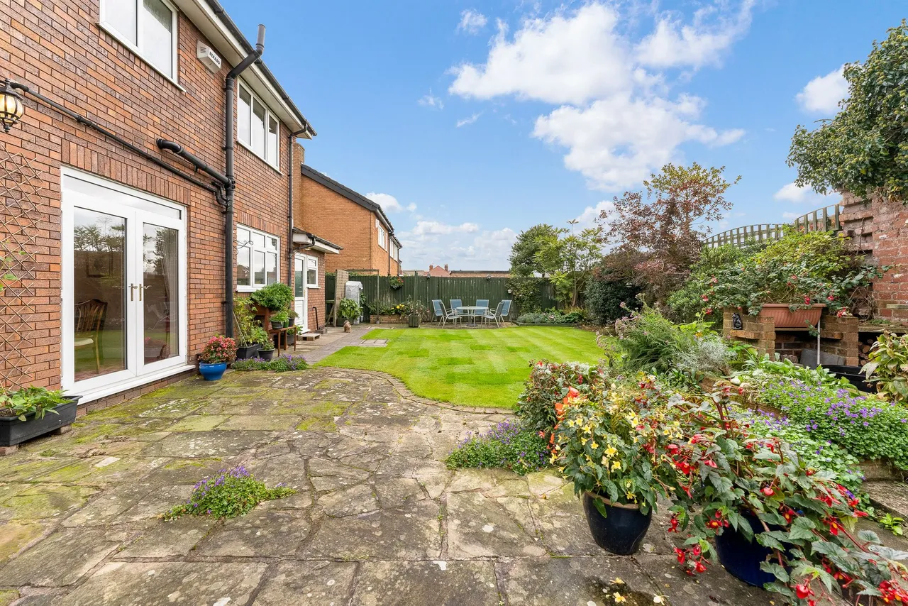 Lunts Heath Road, Widnes, Widnes, WA8 5BB, photo 36