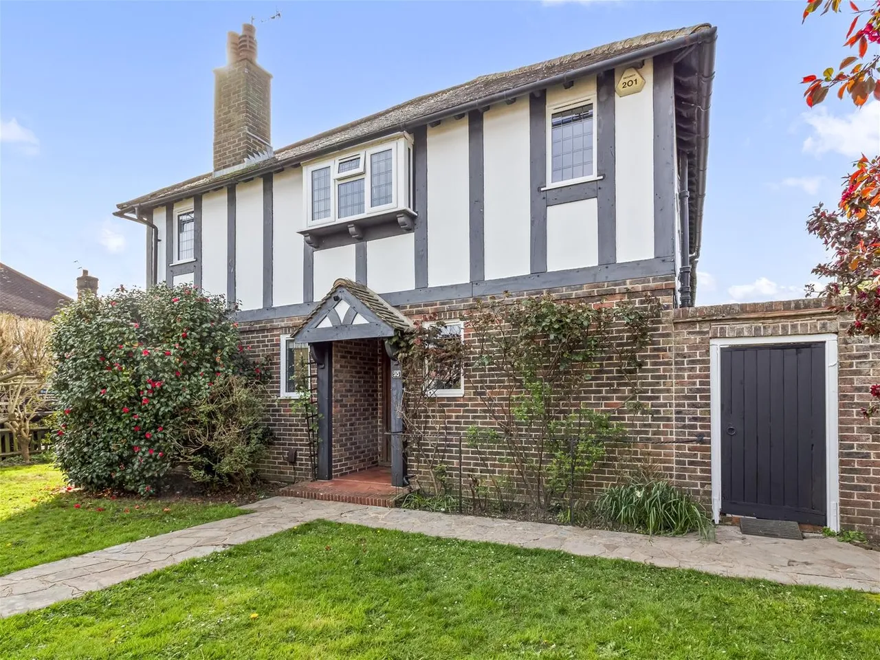 Lansdowne Road, West Worthing, Worthing, photo 2