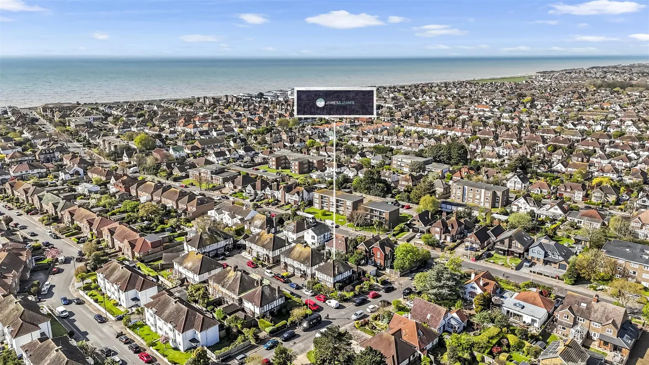 Lansdowne Road, West Worthing, Worthing, photo 8