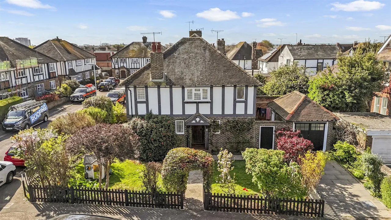 4 bed house for sale — Lansdowne Road, West Worthing, Worthing