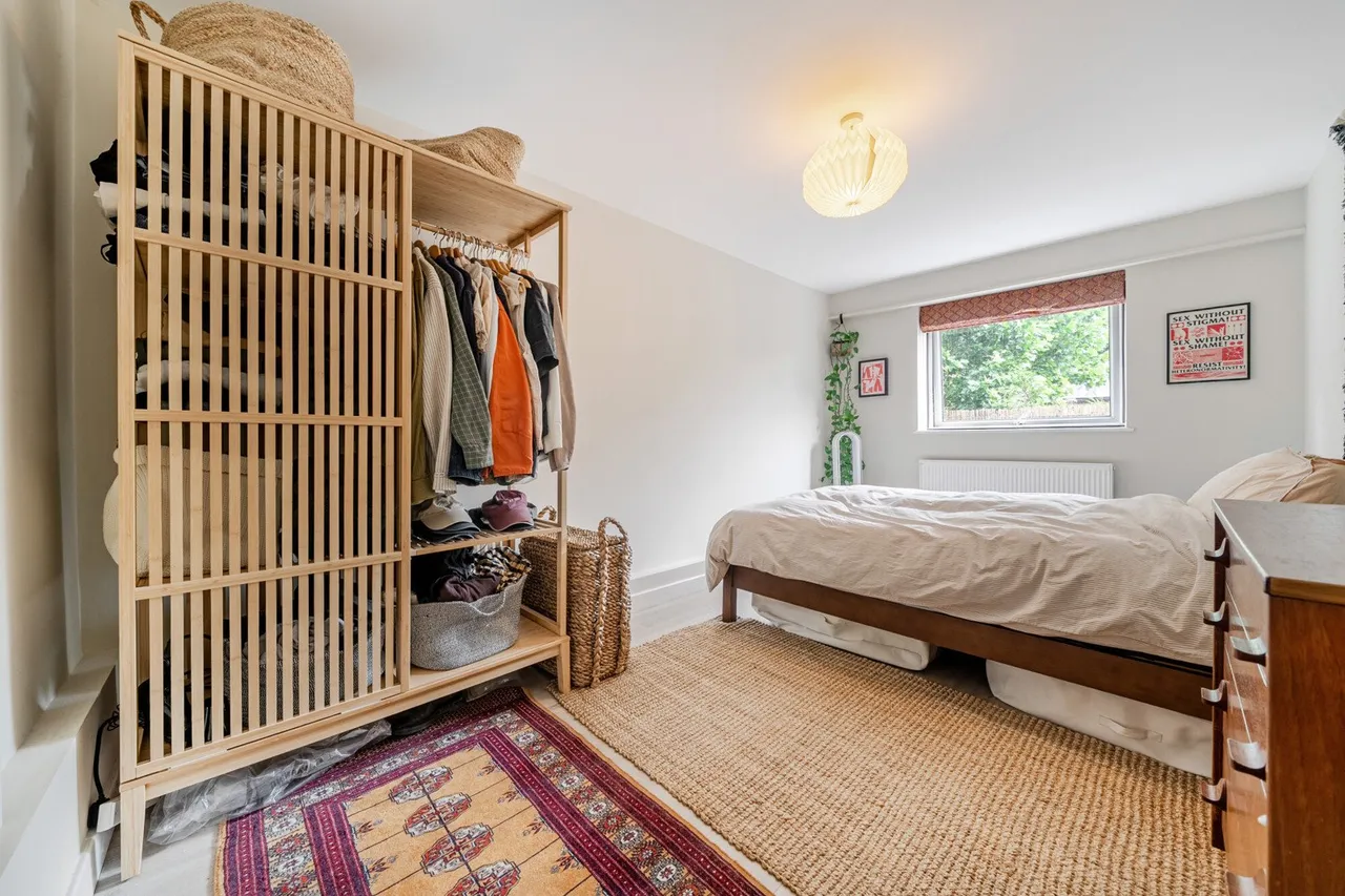 Wentworth Crescent, SE15, photo 5