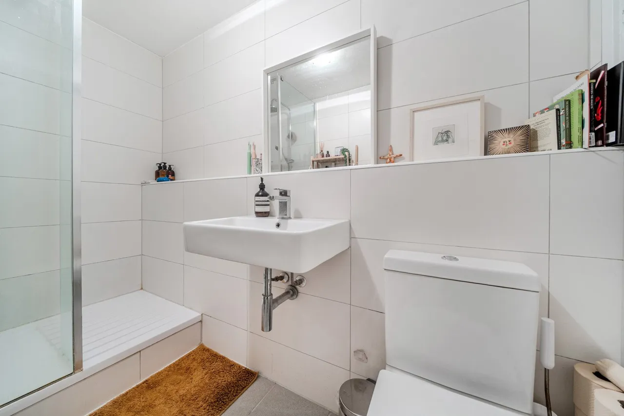 Wentworth Crescent, SE15, photo 6