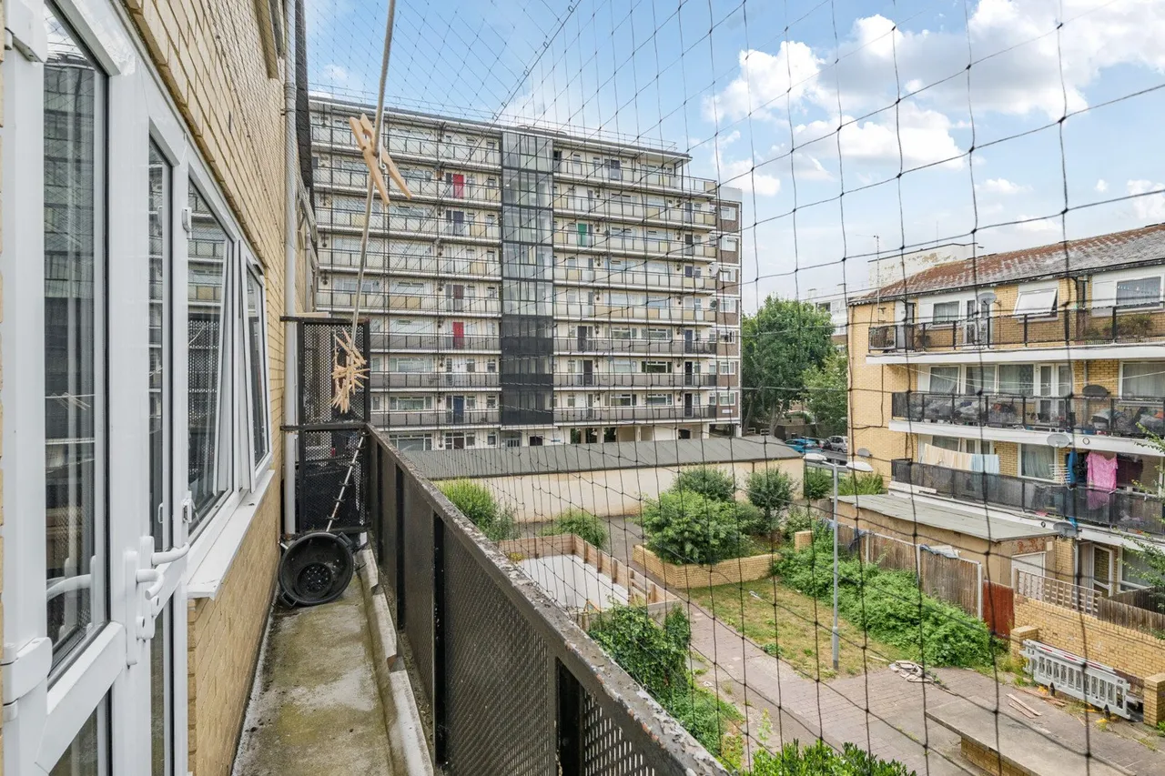 Wentworth Crescent, SE15, photo 11