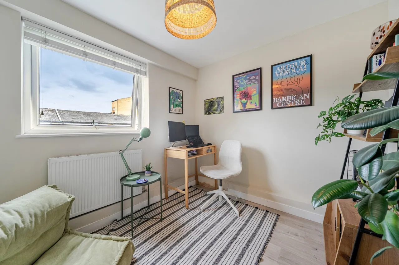 Wentworth Crescent, SE15, photo 16
