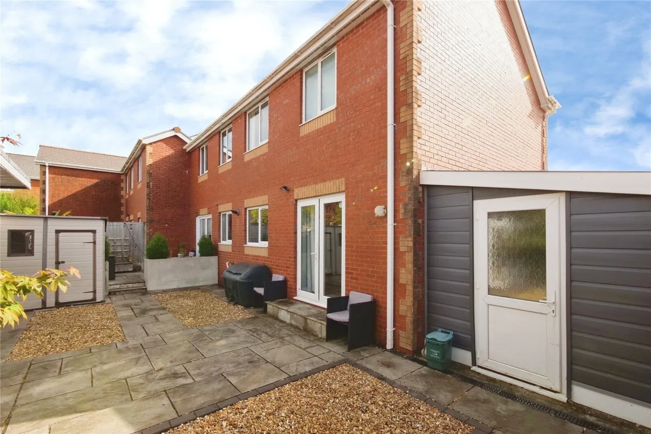 Heol Derwen, Cross Hands, SA14, photo 26
