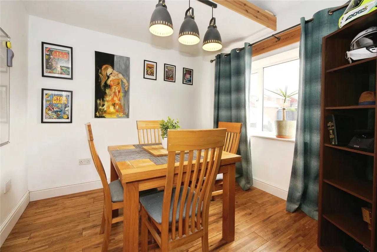 Heol Derwen, Cross Hands, SA14, photo 10