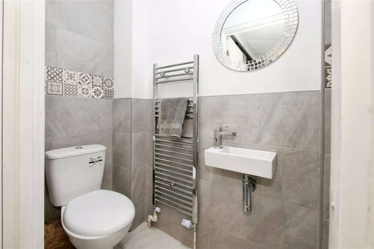 Heol Derwen, Cross Hands, SA14, photo 18