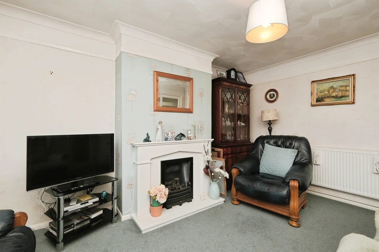 Freshfields Close, Lancing, BN15, photo 5