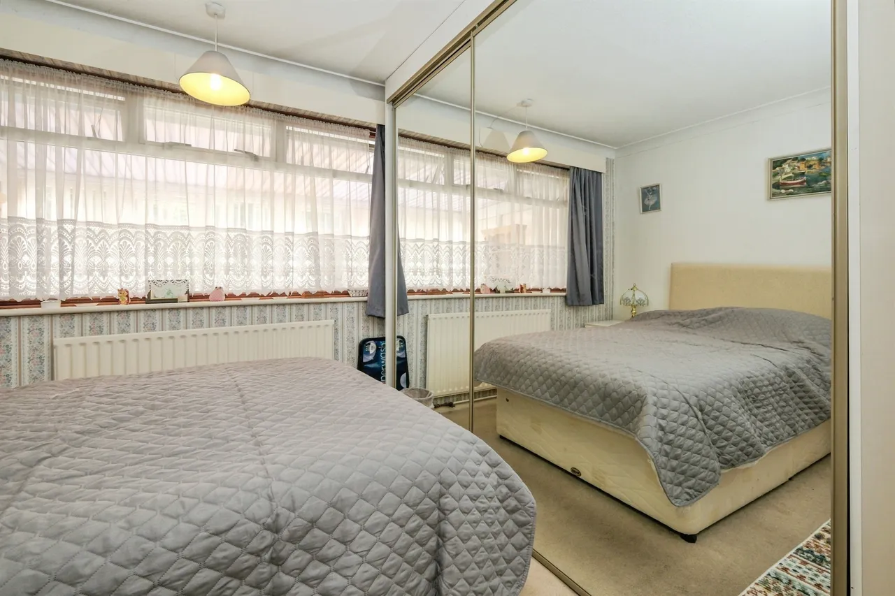 Freshfields Close, Lancing, BN15, photo 8