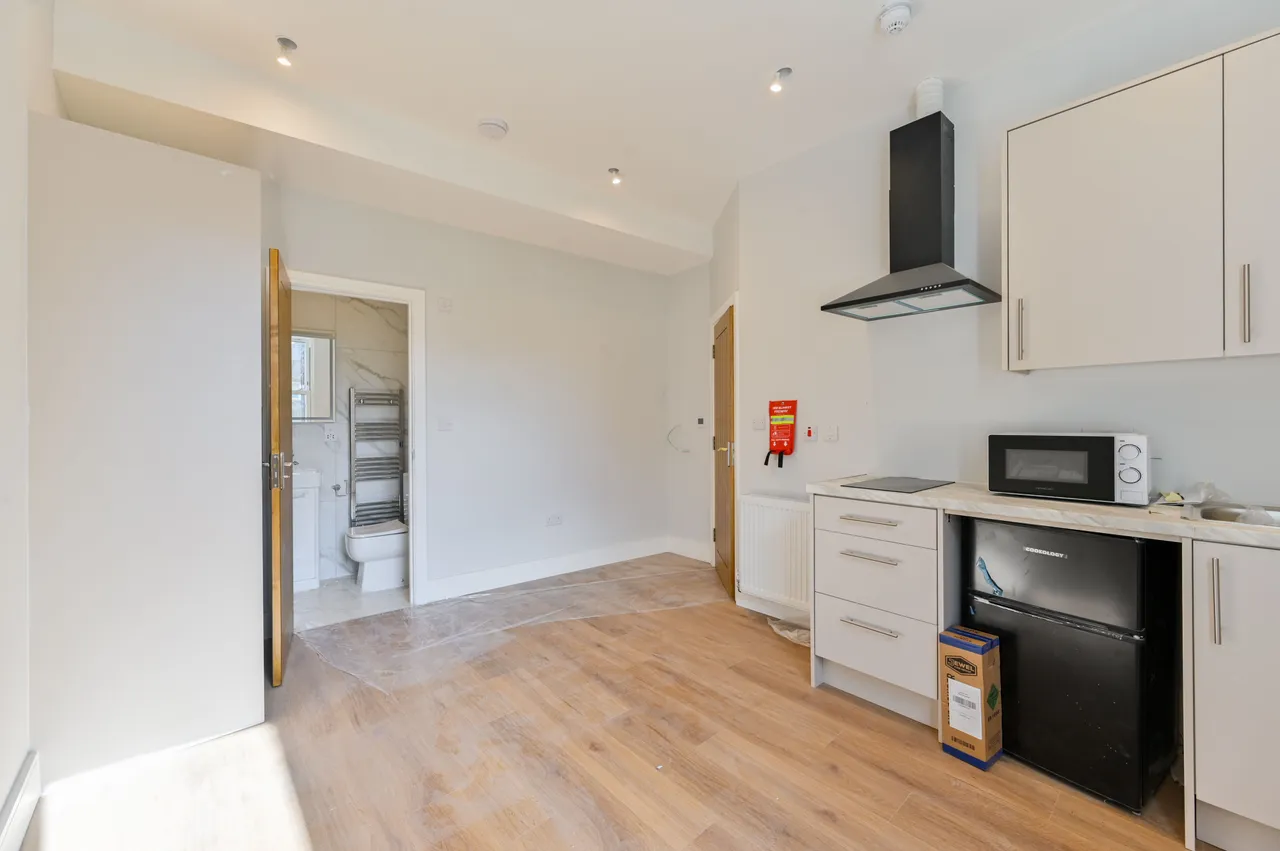 London, SW8, photo 9