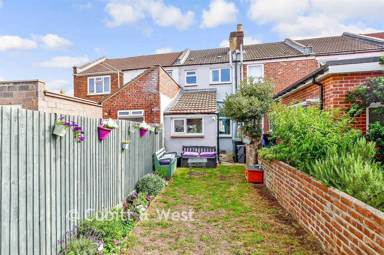 Boulton Road, Southsea, PO5, photo 2