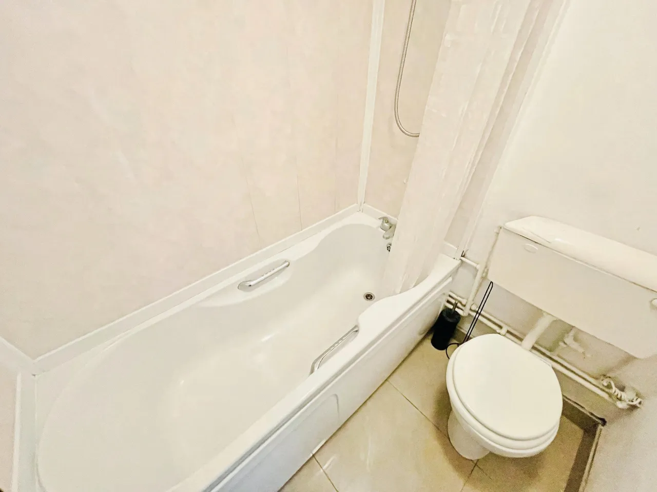 Hendre Ebbw Vale, NP23, photo 4