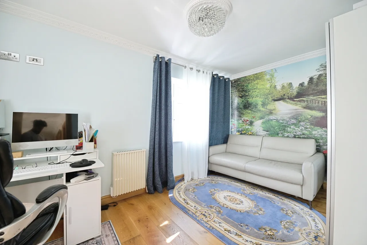 Cranbrook Drive, Romford, RM2, photo 35