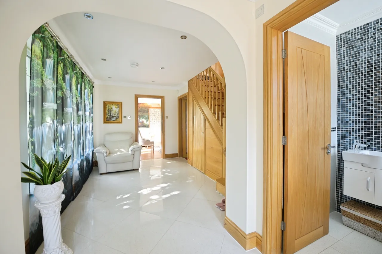 Cranbrook Drive, Romford, RM2, photo 38