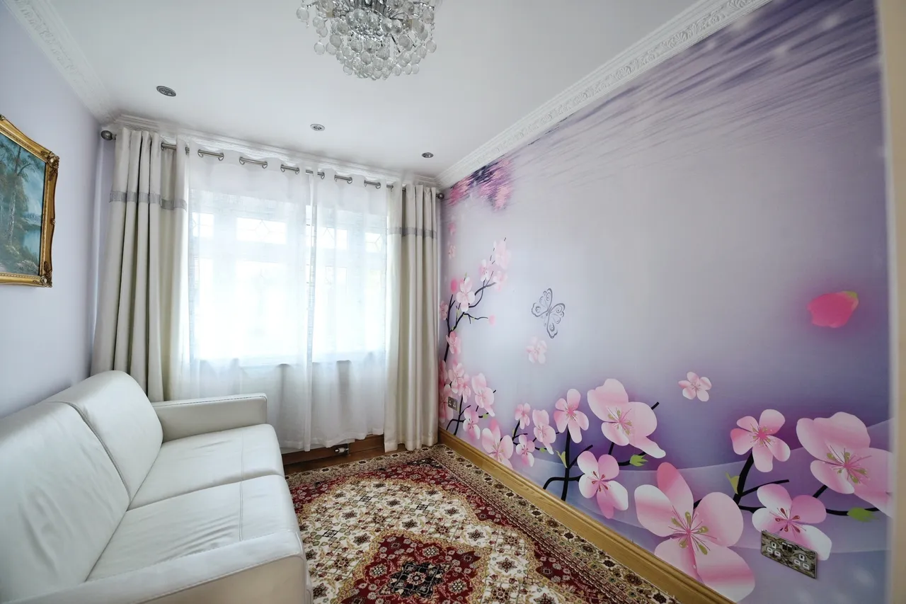 Cranbrook Drive, Romford, RM2, photo 32