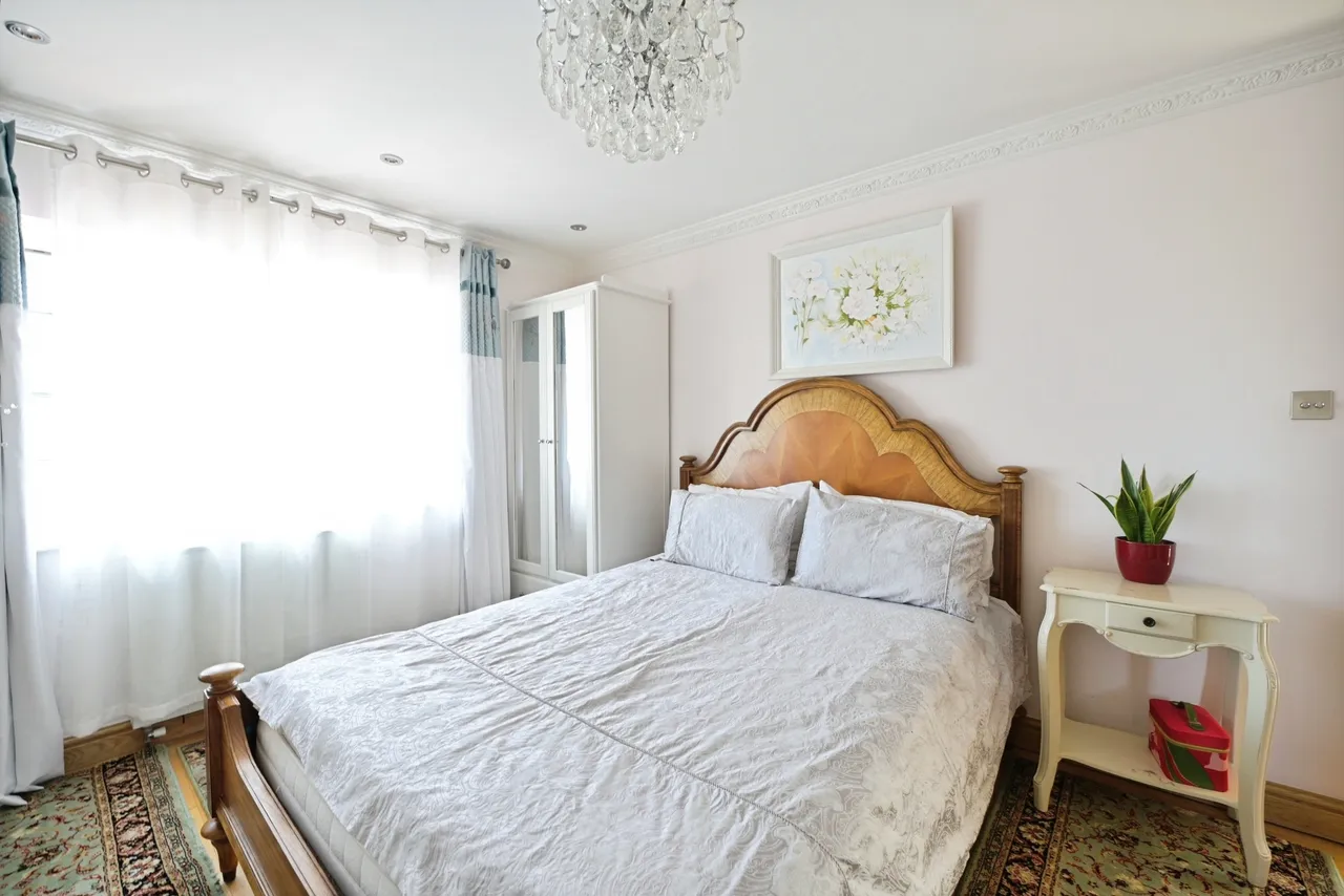 Cranbrook Drive, Romford, RM2, photo 30