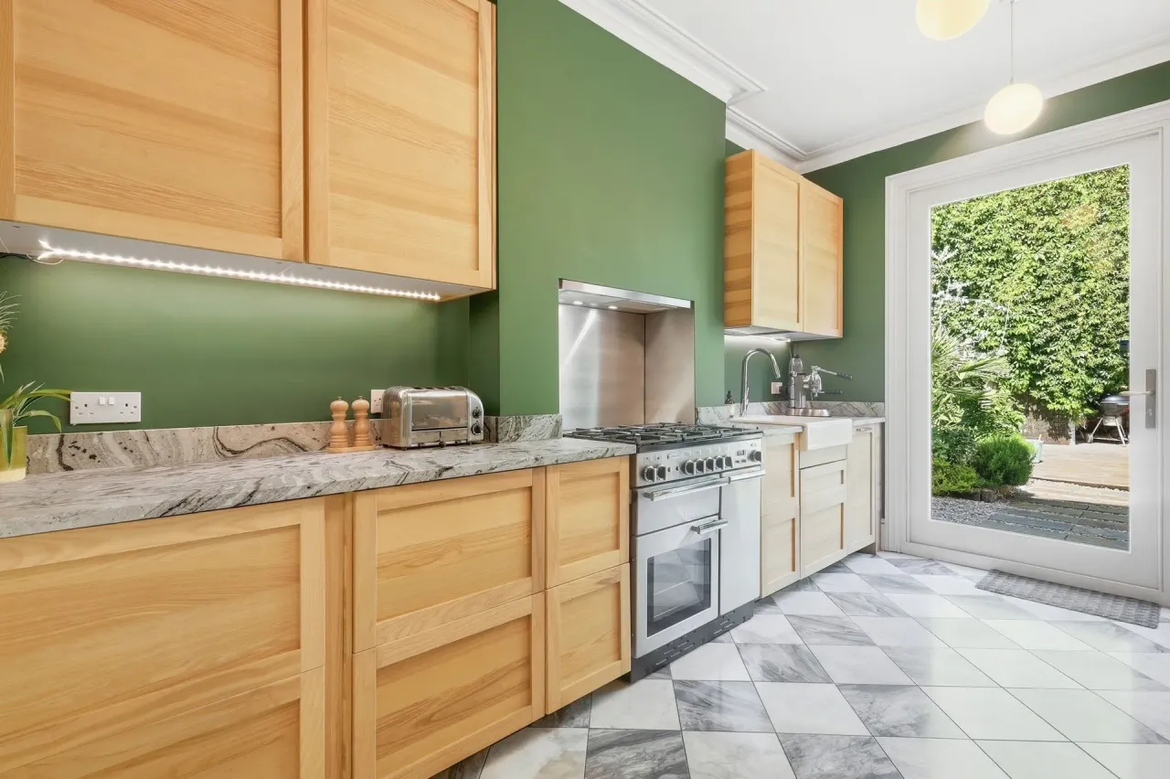 Pretoria Road, Leytonstone, E11, photo 5