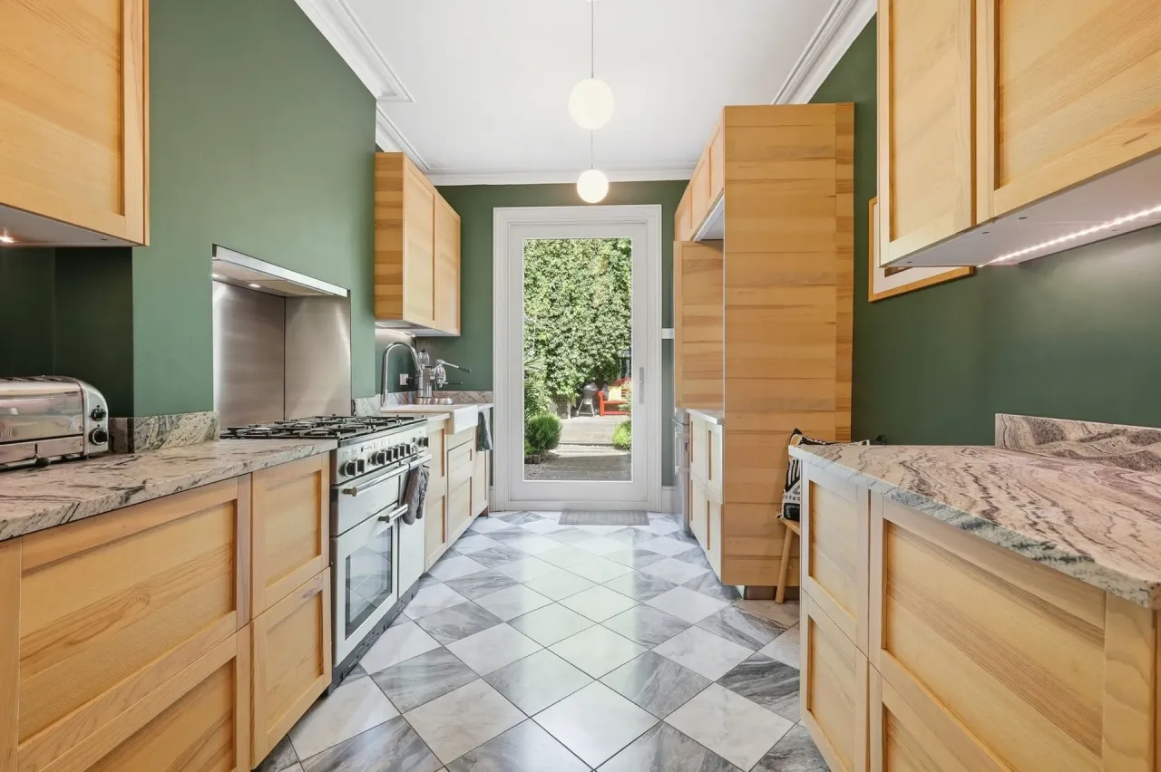 Pretoria Road, Leytonstone, E11, photo 2