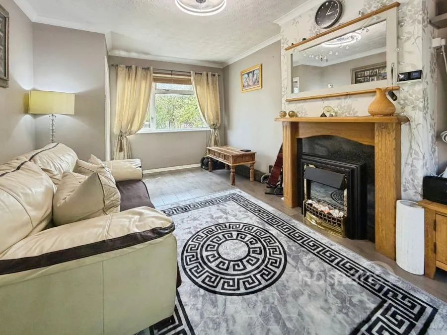 Highview Crescent, Camberley, GU15, photo 8
