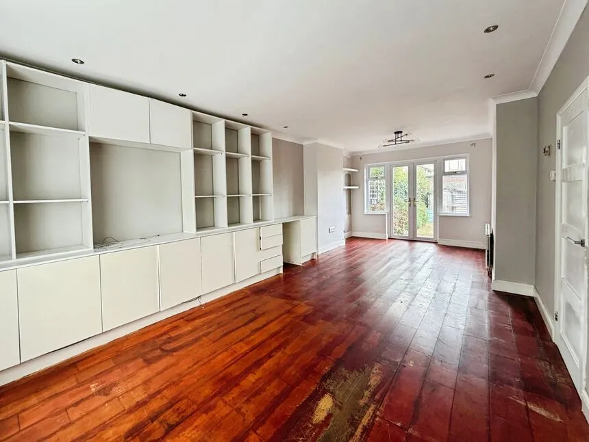 Sheepcot Lane, Watford, Hertfordshire, WD25, photo 3