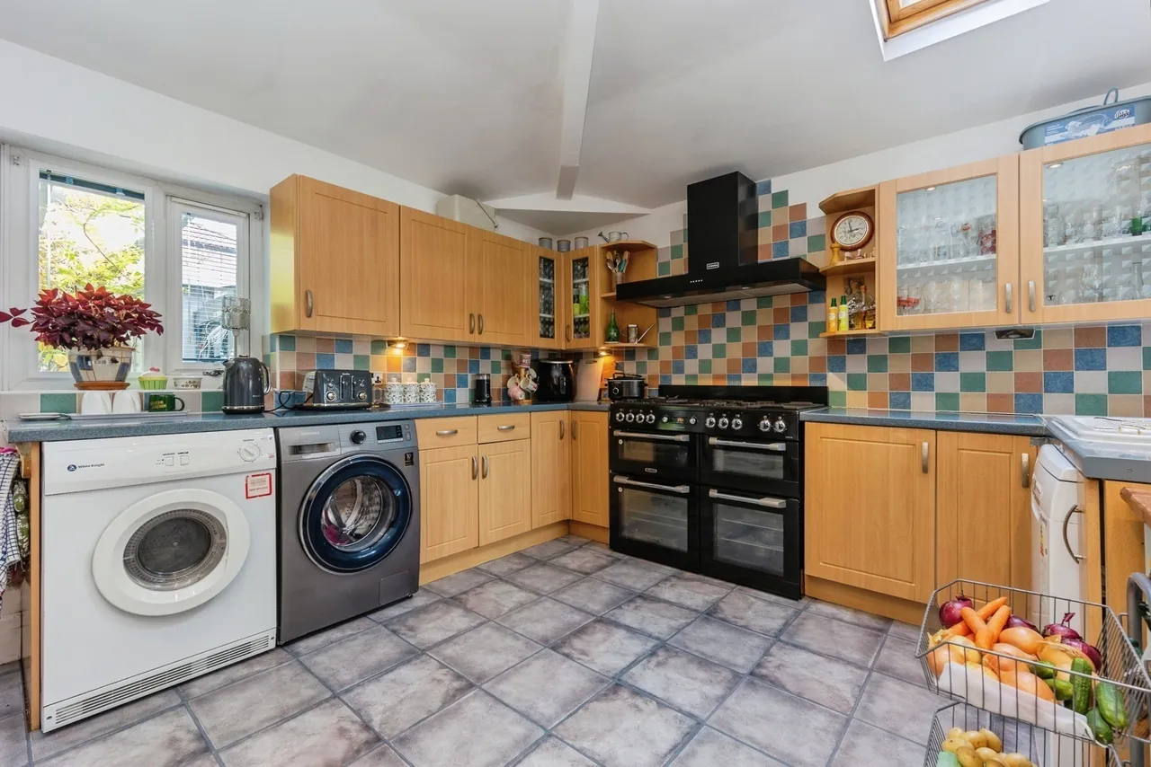 Parrs Wood Road, Didsbury, Manchester, Greater Manchester, M20, photo 8