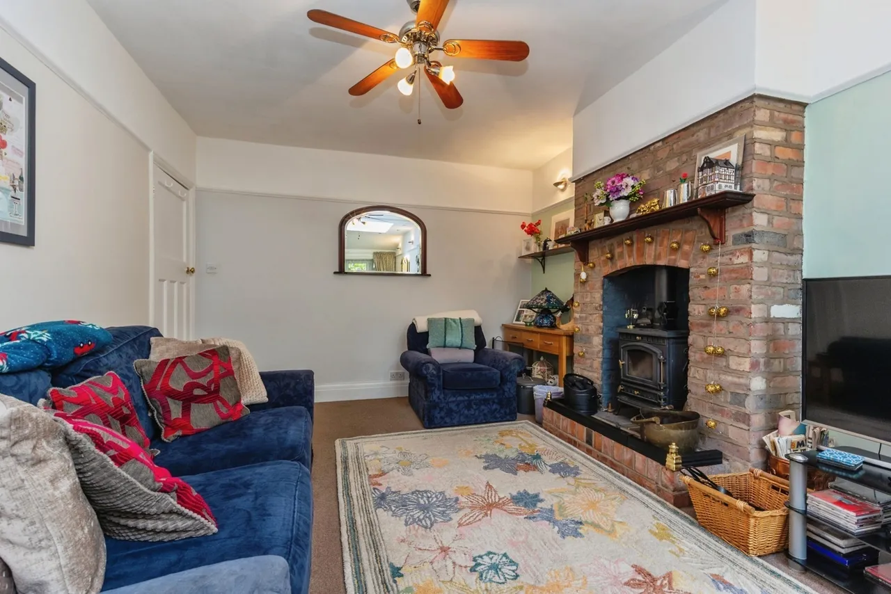 Parrs Wood Road, Didsbury, Manchester, Greater Manchester, M20, photo 3