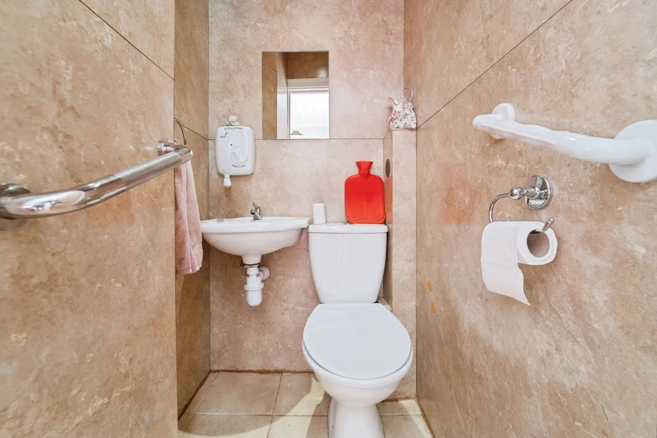 Rhosamman, Ammanford, SA18, photo 21