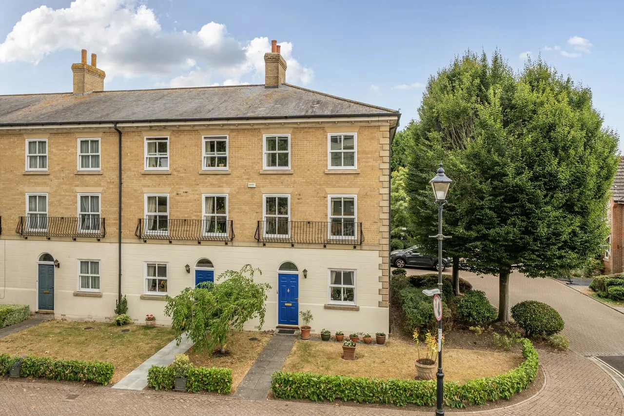 3 bed house for sale — King George Gardens, Chichester, PO19