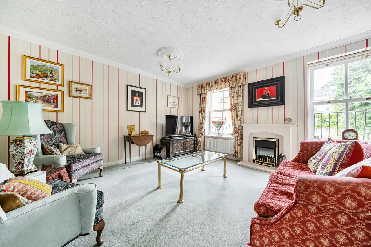 King George Gardens, Chichester, PO19, photo 2