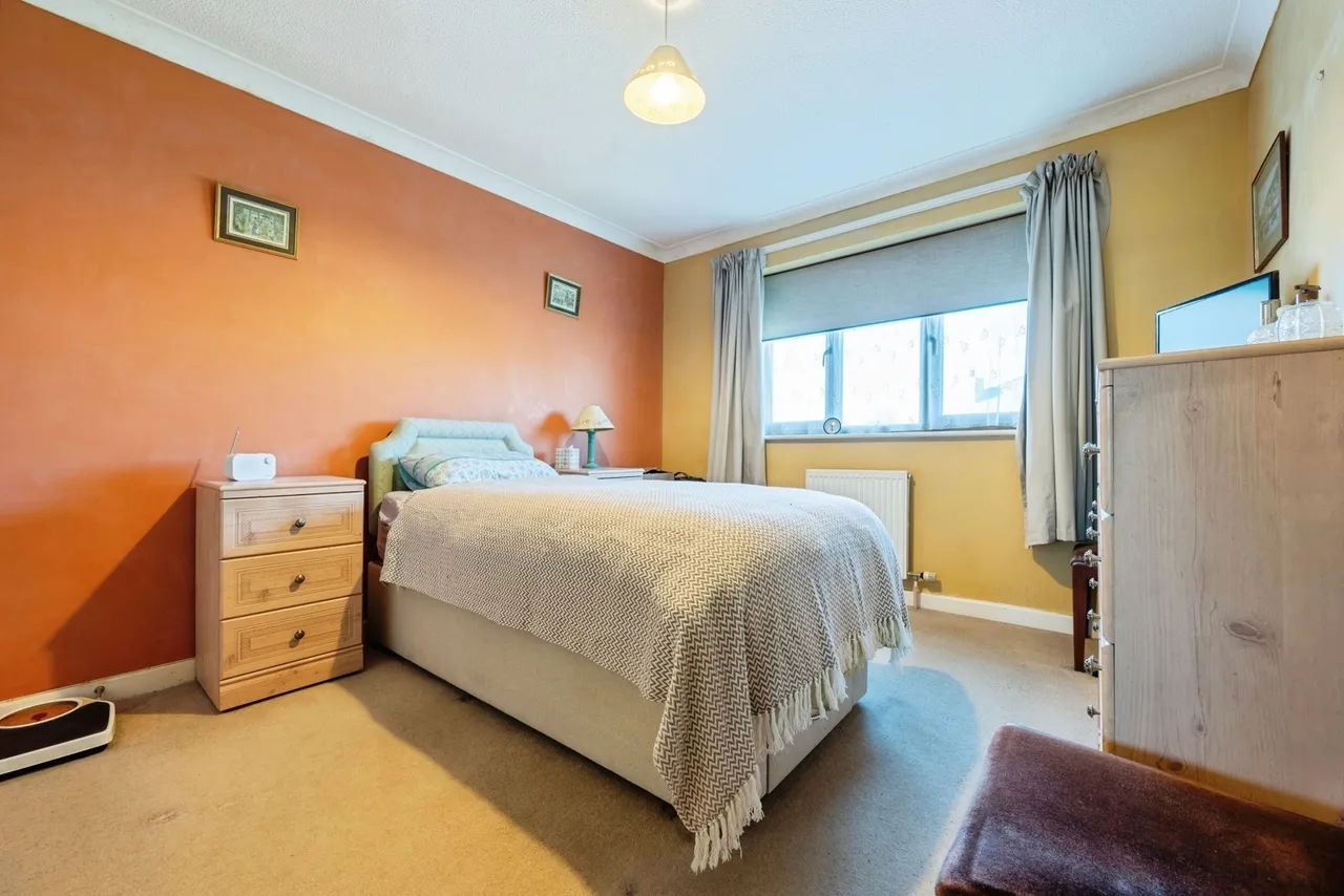 Lemellen Gardens, St Kew Highway, PL30, photo 9