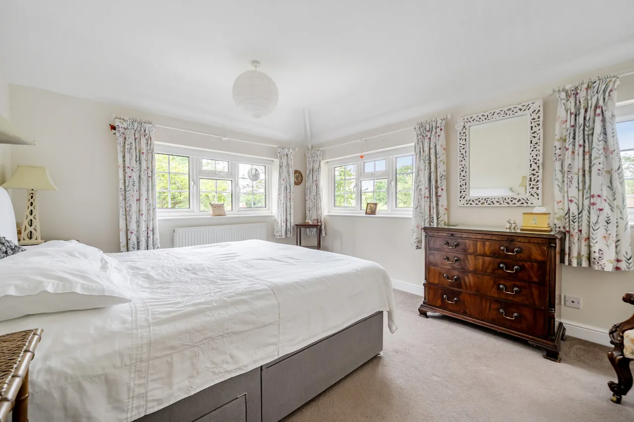 Pondwood Lane, Shottesbrooke, SL6, photo 11
