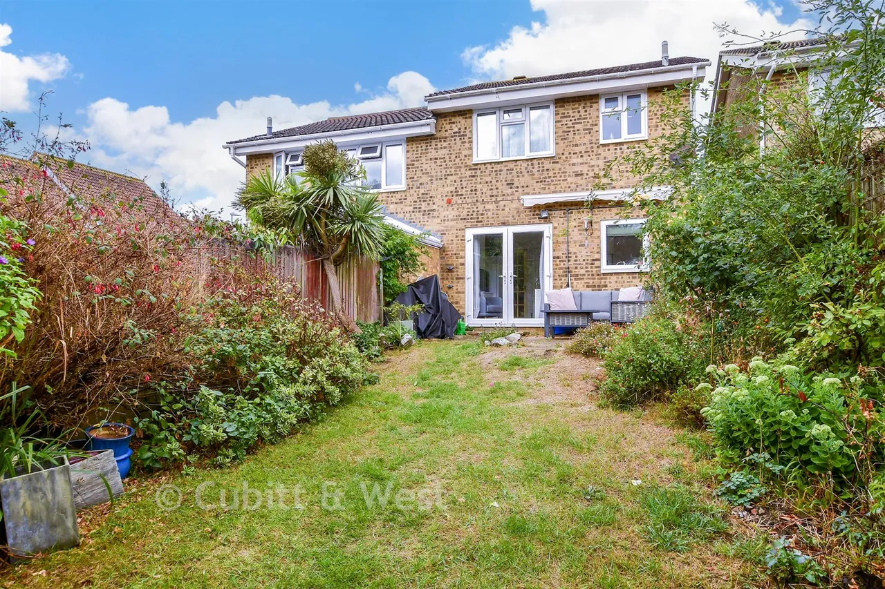 Bridle Way, Telscombe Cliffs, BN10, photo 2