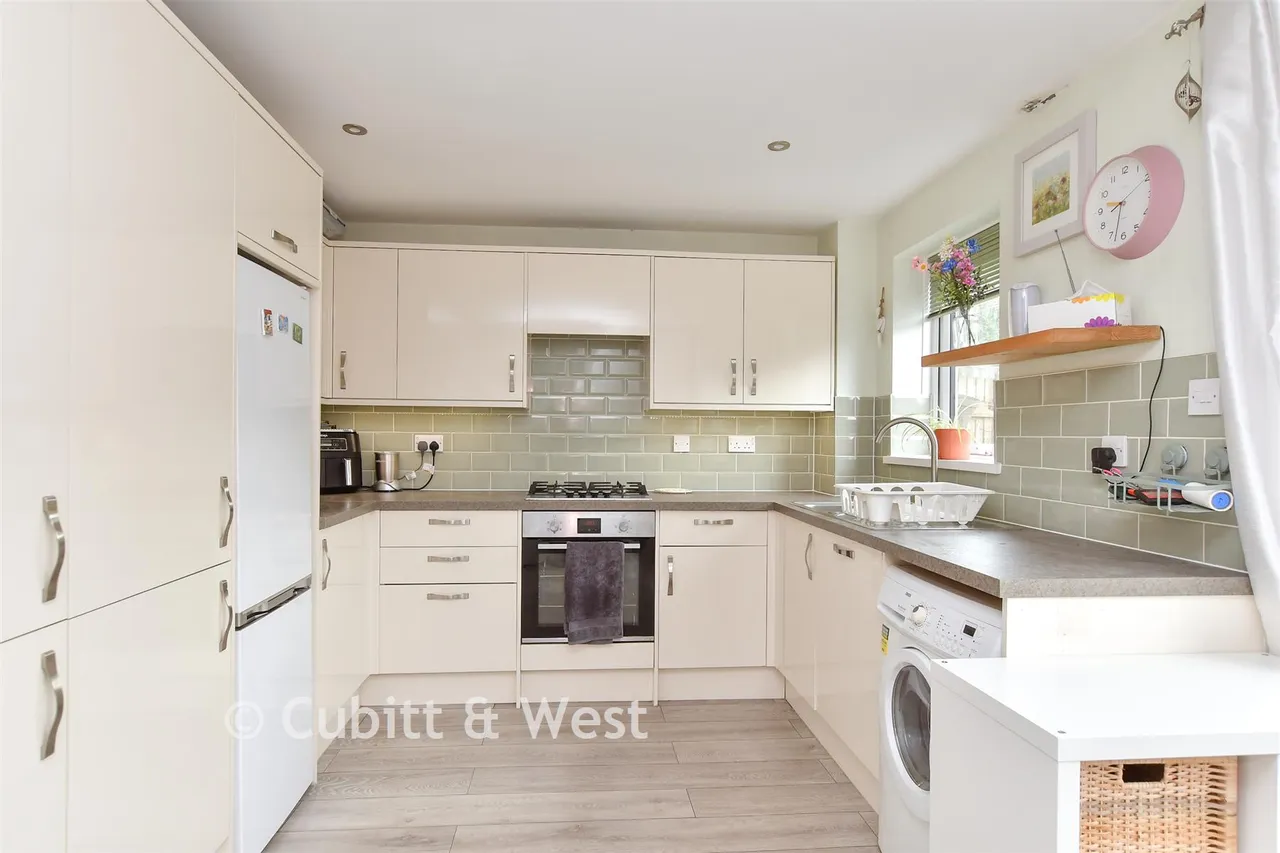 Bridle Way, Telscombe Cliffs, BN10, photo 4