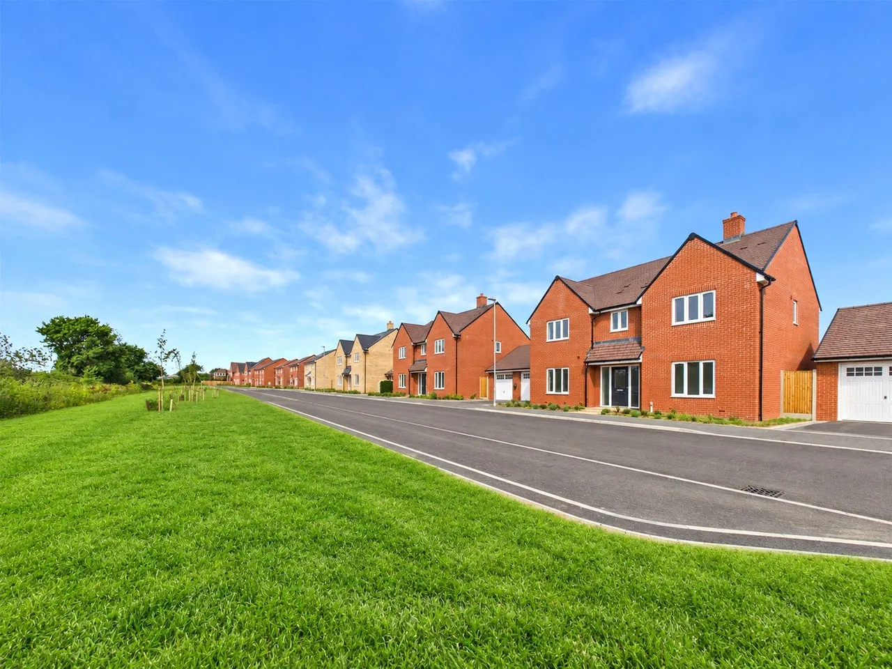 5 bed house for sale, Weeley Road, Great Bentley, CO7