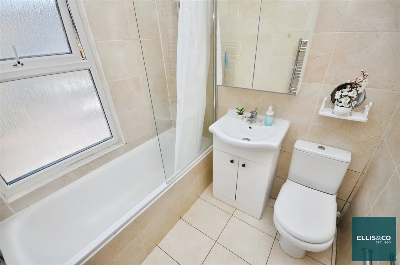 Lansdowne Road, Finchley, N3, photo 5