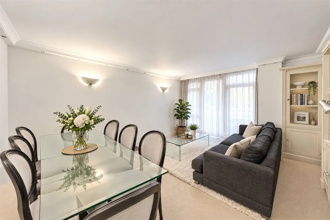 Abbey Road, St John's Wood, London, NW8, photo 11