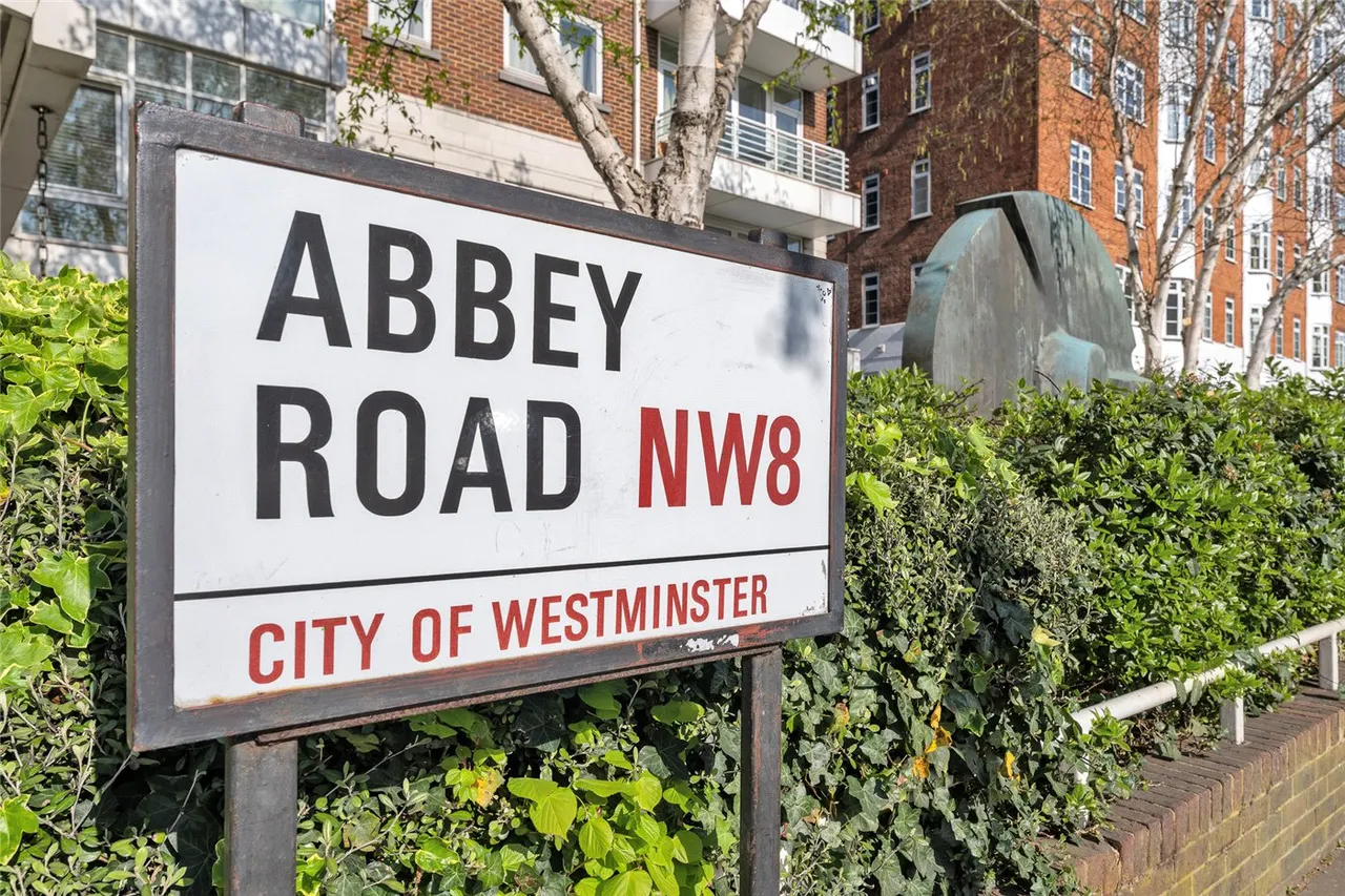 Abbey Road, St John's Wood, London, NW8, photo 9