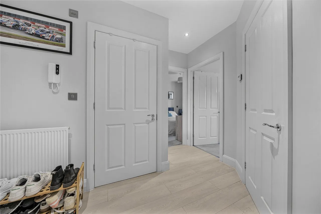 Connaught Road, Brookwood, GU24, photo 10