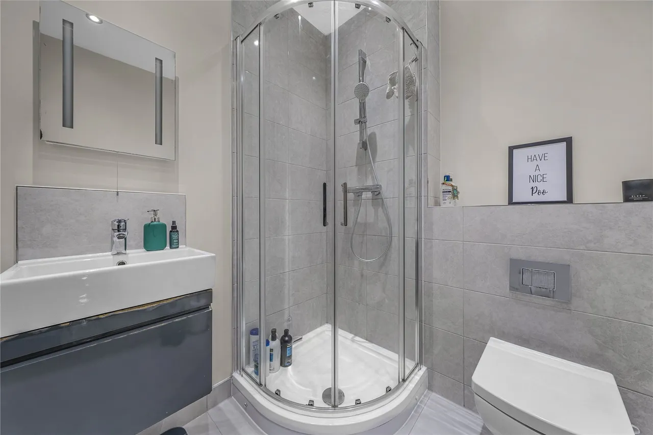 Connaught Road, Brookwood, GU24, photo 6