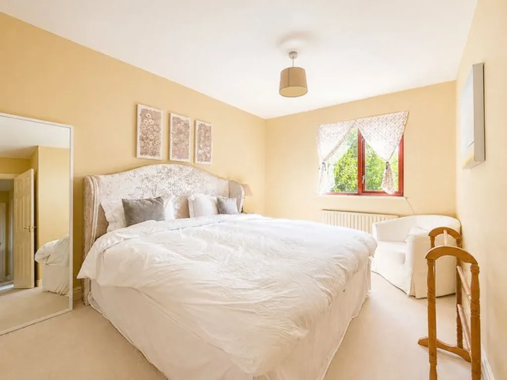 Snaith Crescent, Loughton, Milton Keynes, Buckinghamshire, MK5 8HQ, photo 13