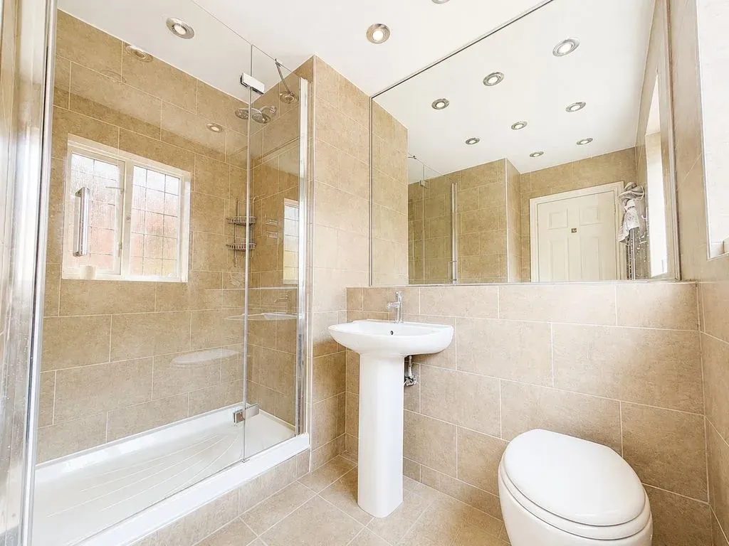 Snaith Crescent, Loughton, Milton Keynes, Buckinghamshire, MK5 8HQ, photo 16