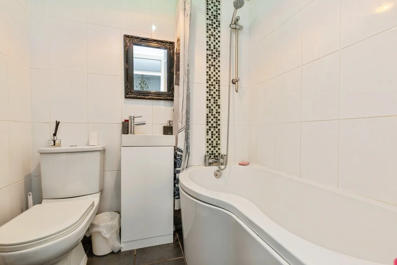 Neville Court, WASHINGTON, Tyne and Wear, NE37, photo 13