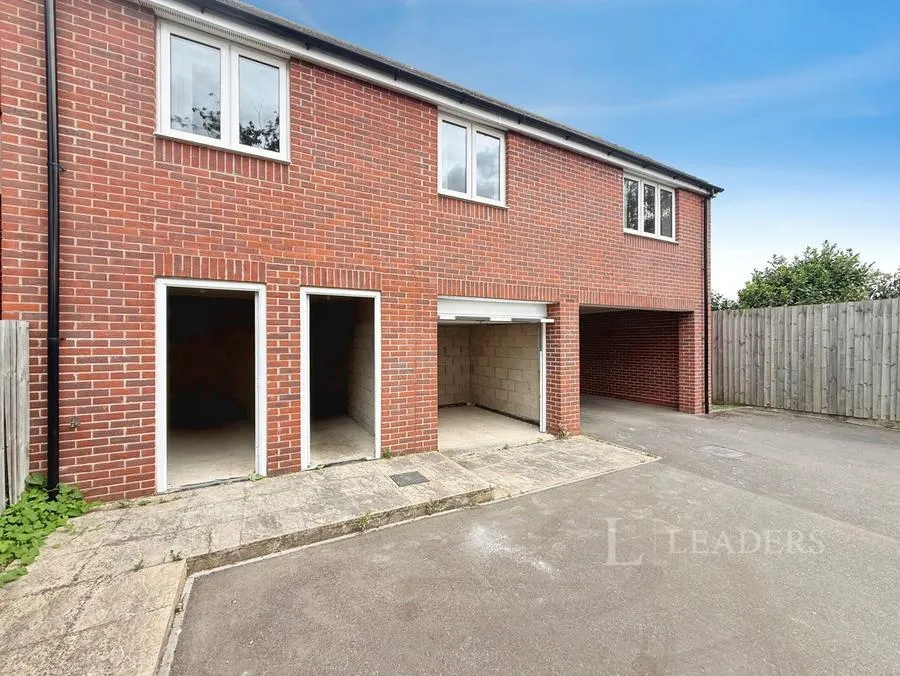 Willow Road, Bedford, MK42, photo 13
