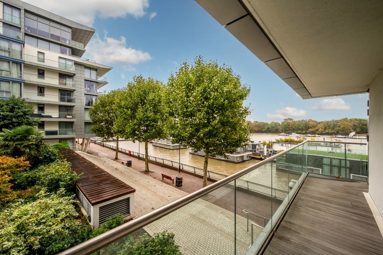 London, SW18, photo 24