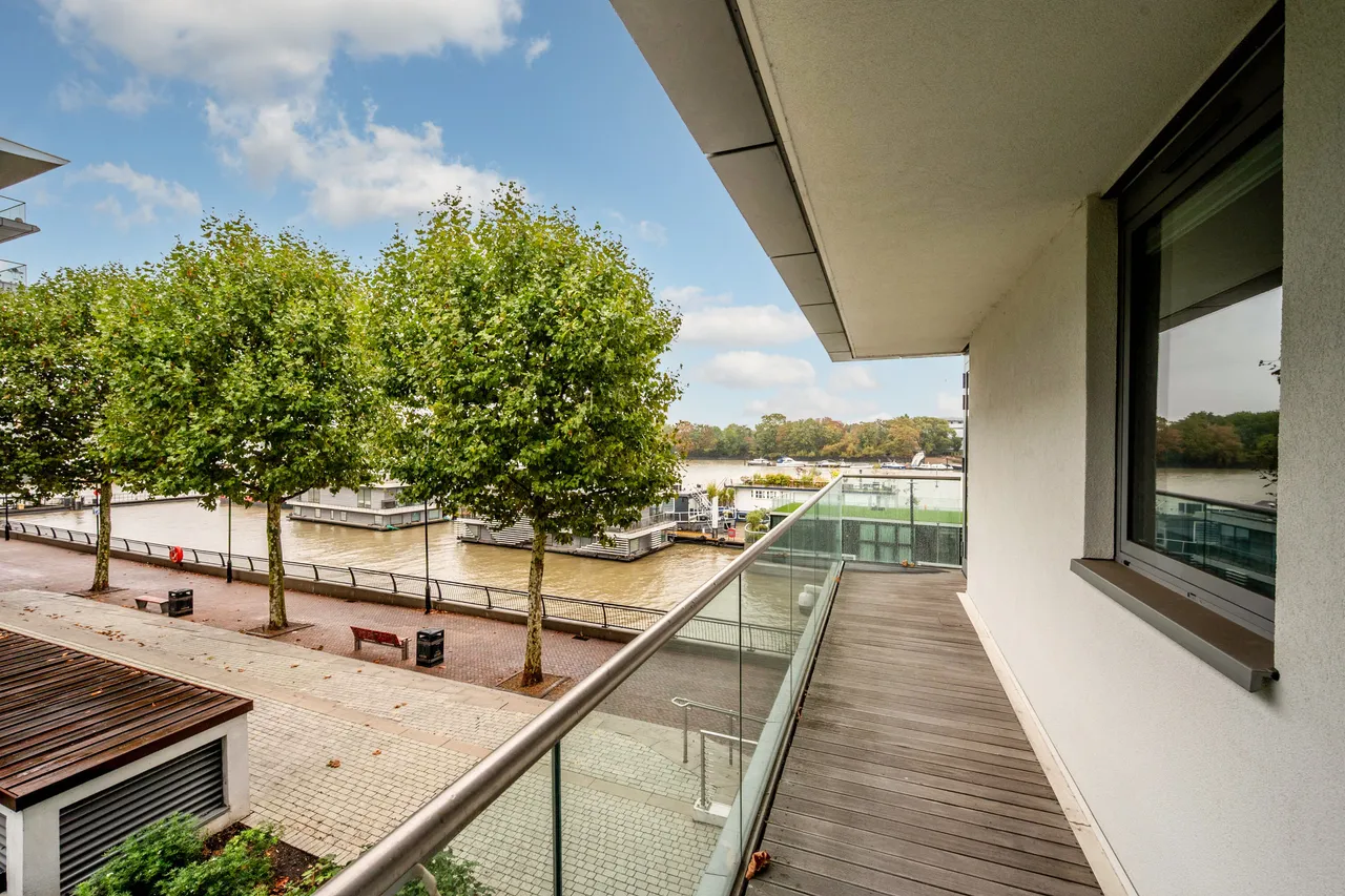 London, SW18, photo 23