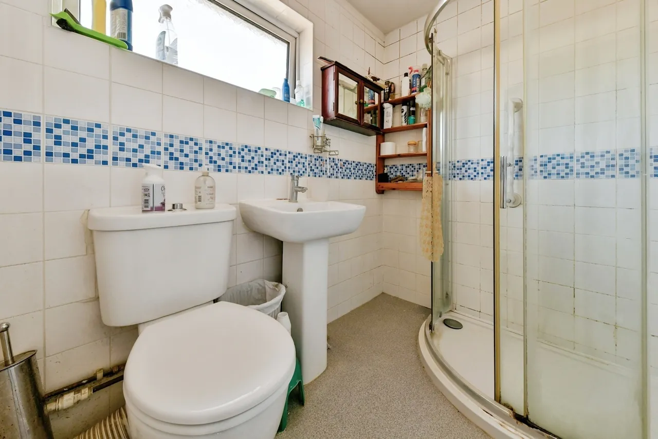 Webb Rise, STEVENAGE, Hertfordshire, SG1, photo 17