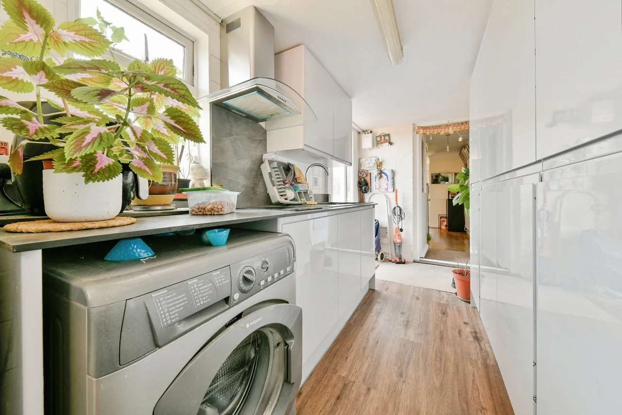 Webb Rise, STEVENAGE, Hertfordshire, SG1, photo 16